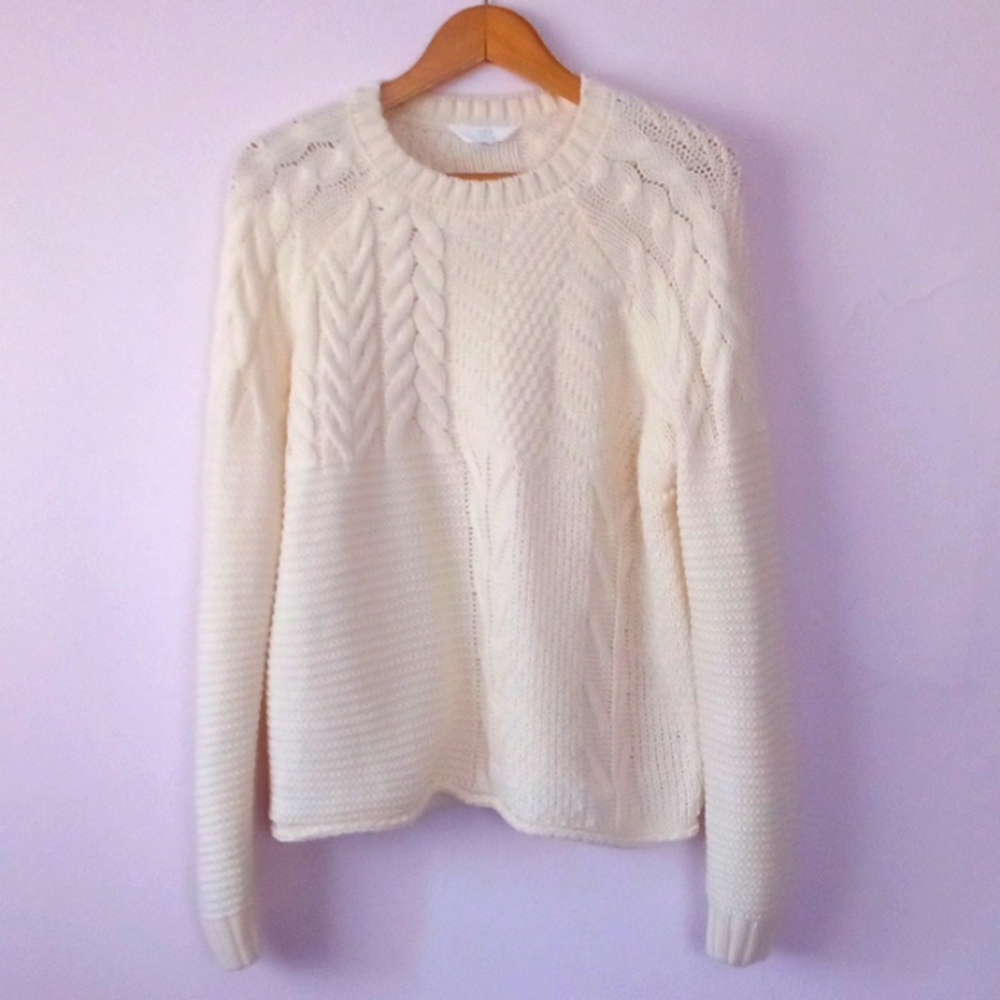Time and Tru Cozy Knit Sweater